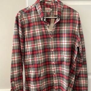 J Crew men's slim cut button down shirt. NEW WITH TAGS!